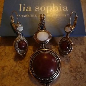 Lia Sophia Pendant Earring Set